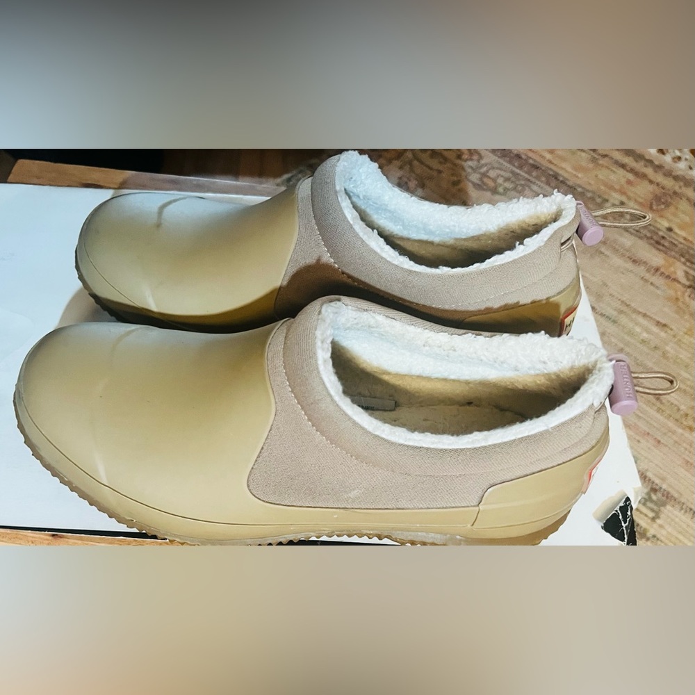 Hunter Rain Shoes in Sand - Picture 2 of 5